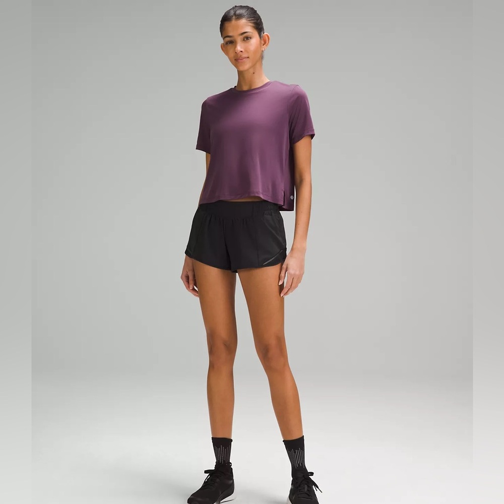 Lululemon Black Hotty Hot Low-Rise Lined Short 2.5"